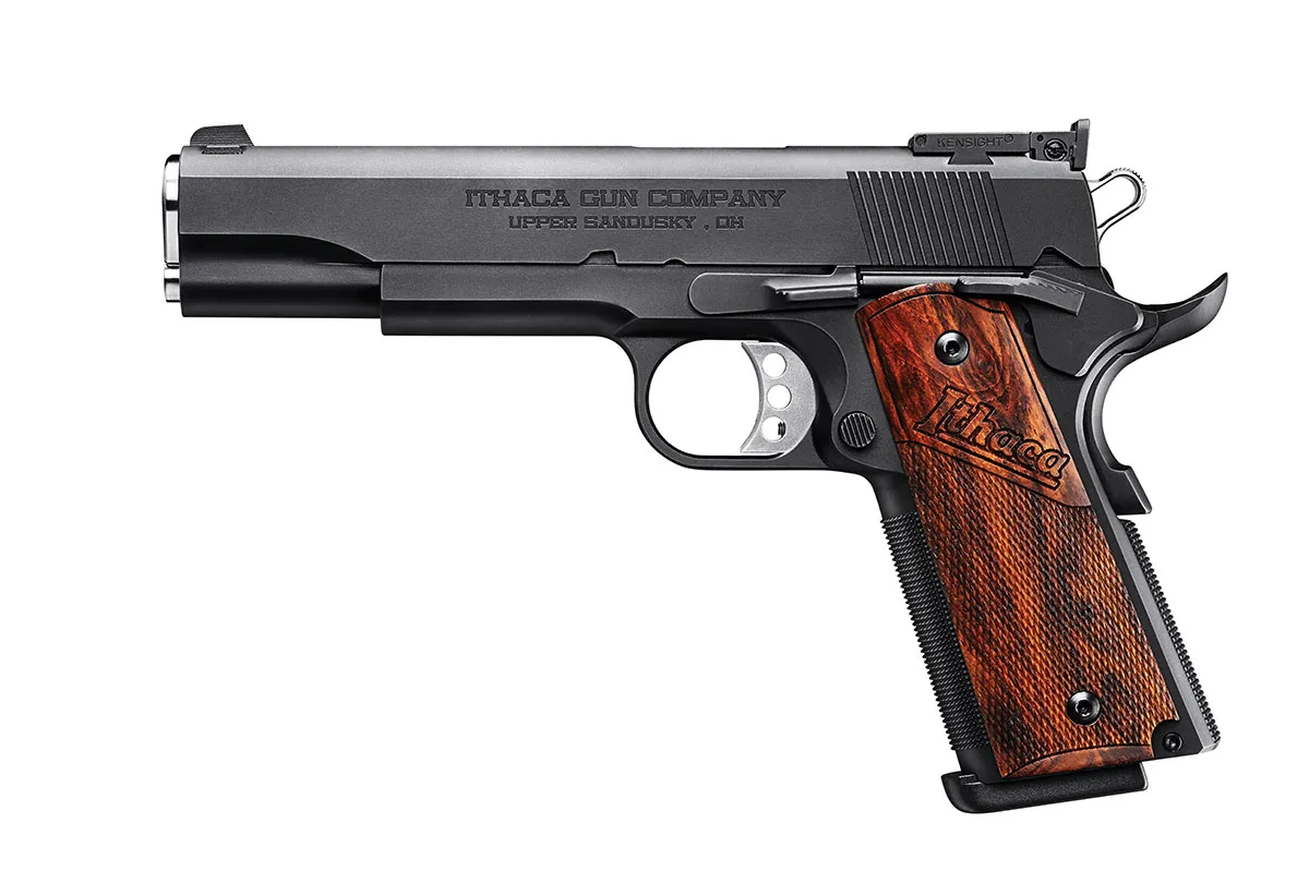 1911_Black-R-White